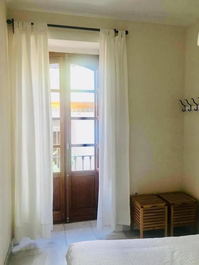 Apartment Calle Zaragoza 62, Sevilla Spain